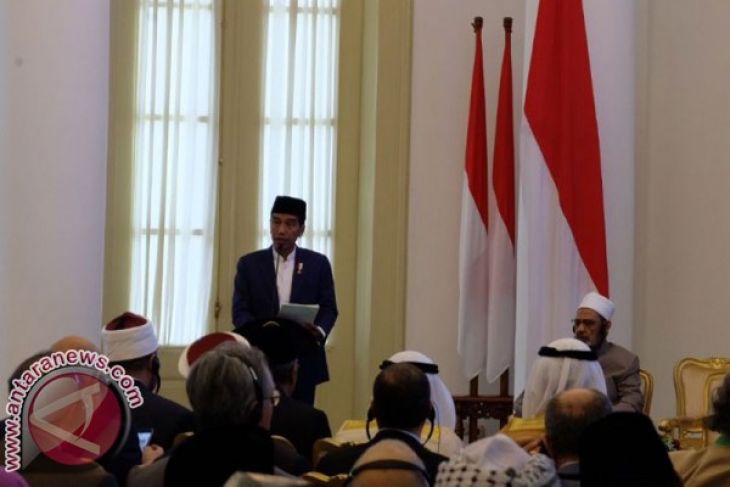 Jokowi Minta Ulama Bersatu Membumikan Islam Moderat